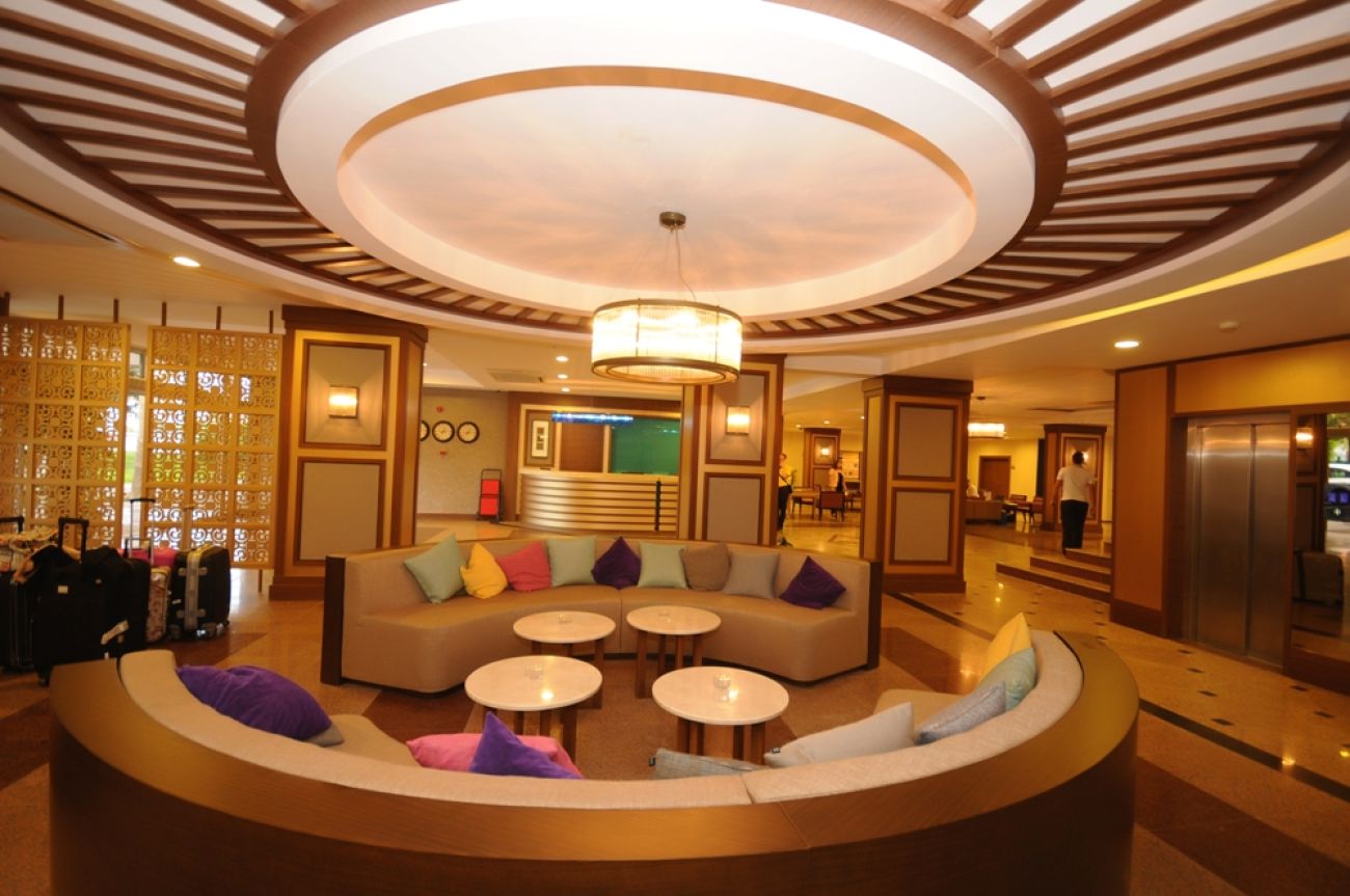 INSULA RESORT & SPA 5*