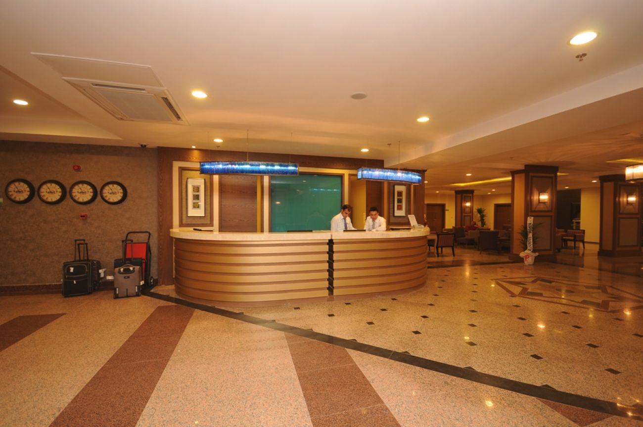 INSULA RESORT & SPA 5*