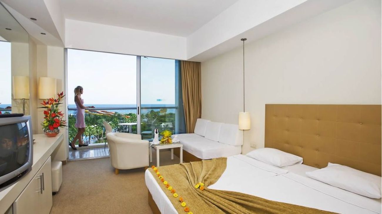 CRYSTAL CENTRO PEARL COLLECTION 5*