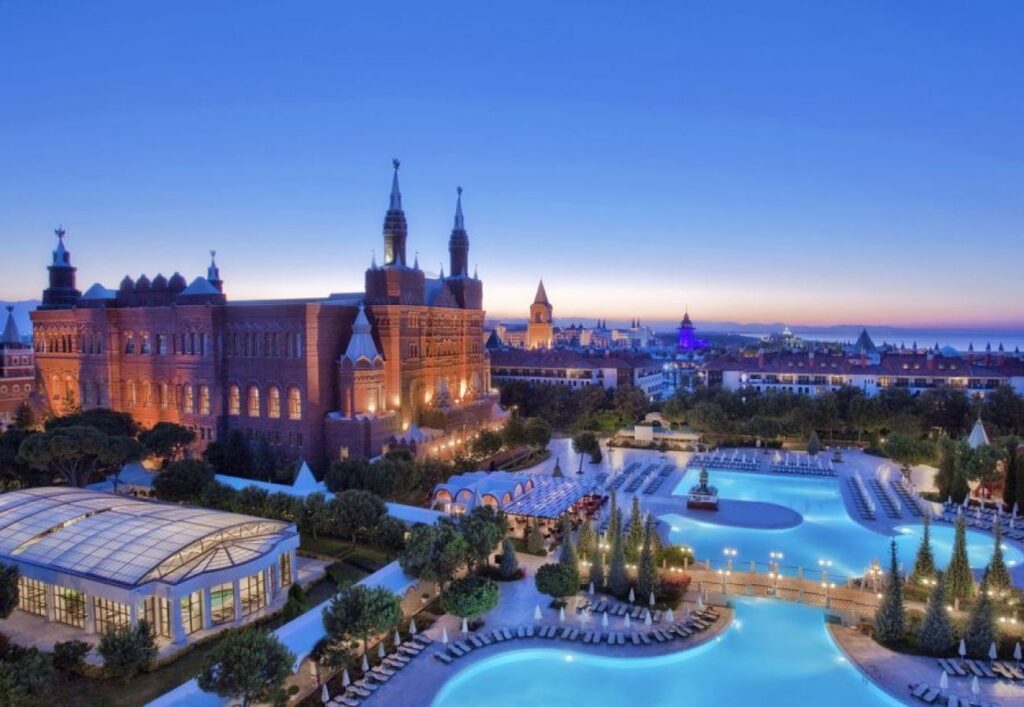 KREMLIN PALACE 5*