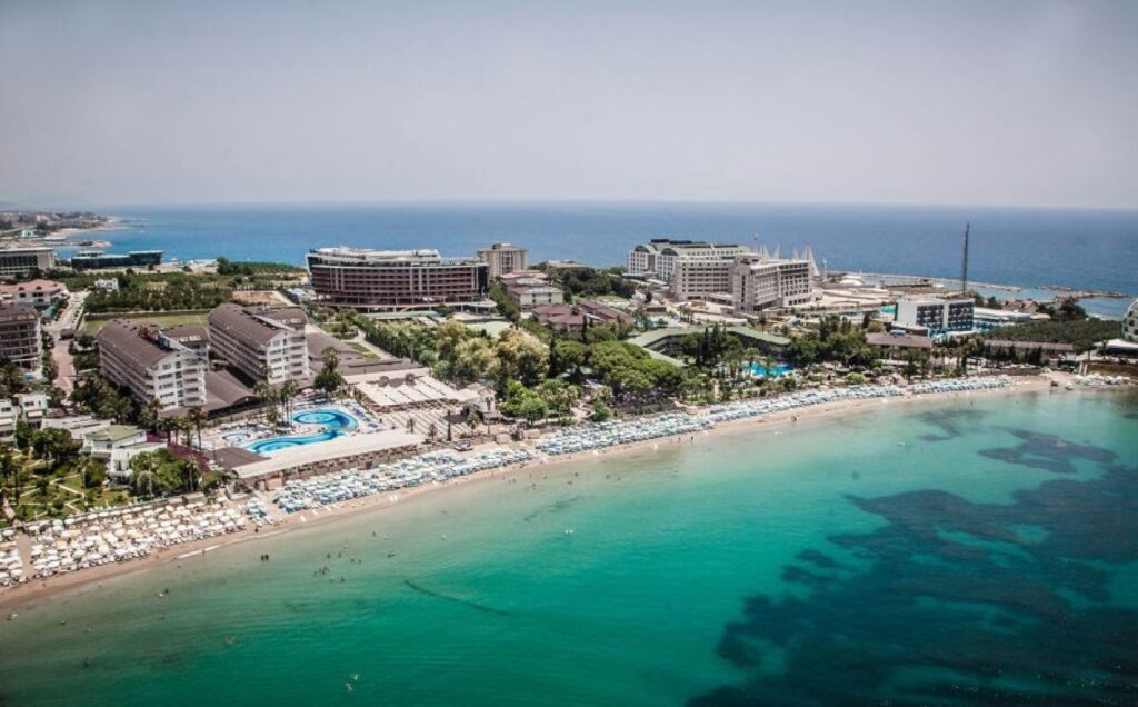 LONICERA WORLD HOTEL 4*