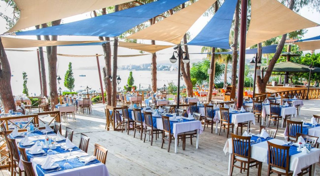 LONICERA WORLD HOTEL 4*