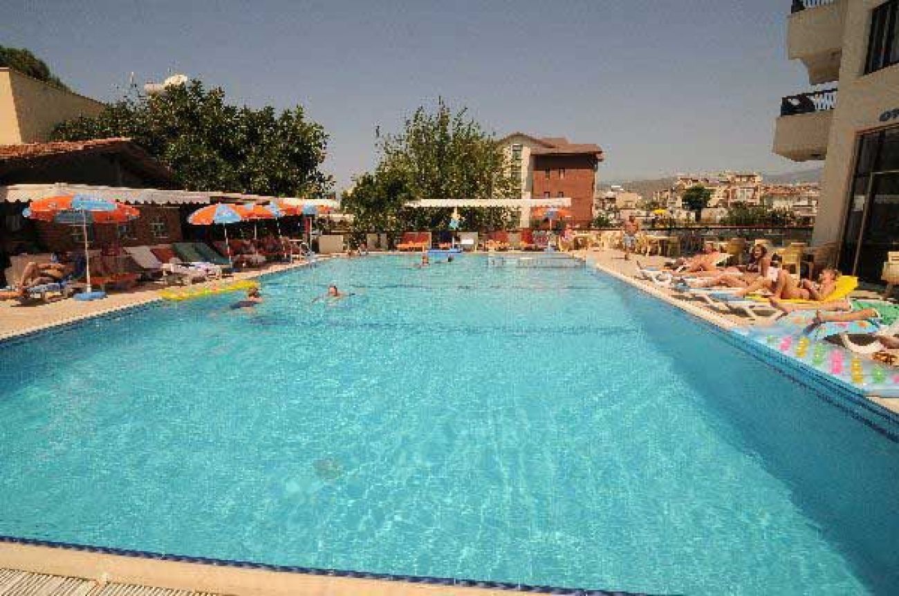 MALHUN 3*