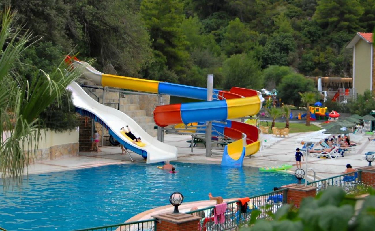 MIRAGE WORLD HOTEL 4*
