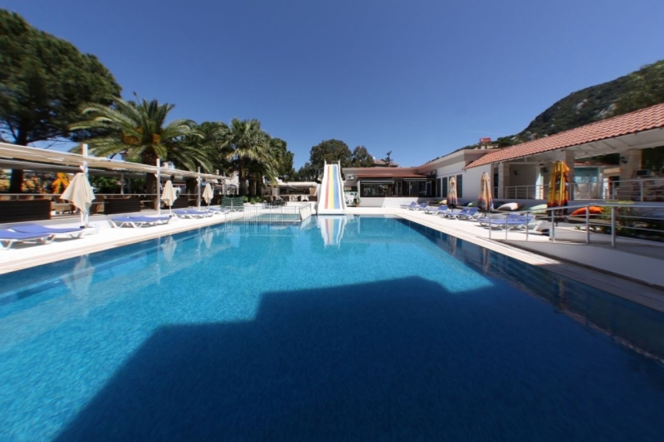MUNAMAR BEACH RESORT 4*
