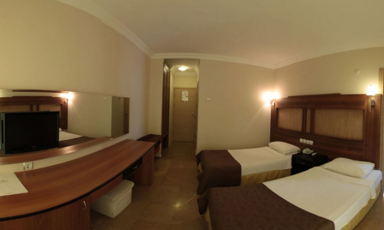 MUNAMAR BEACH RESORT 4*