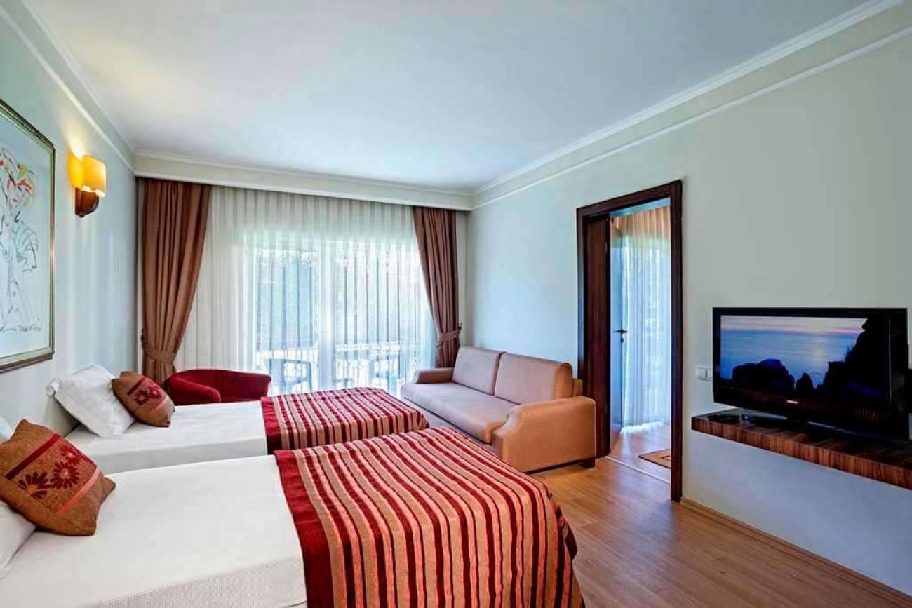 PINE BEACH RESORT 5*