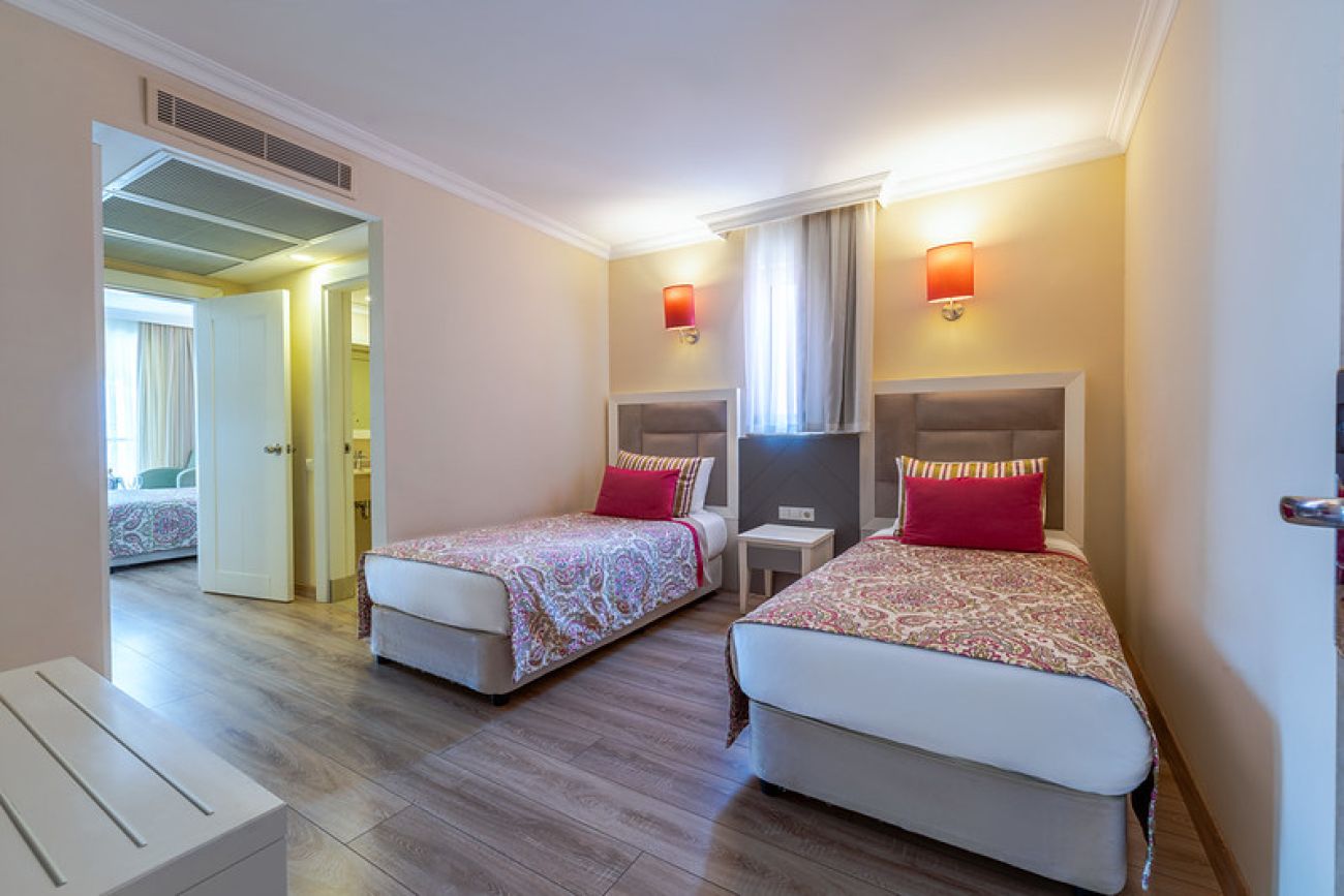 ORANGE COUNTY BELEK 5*