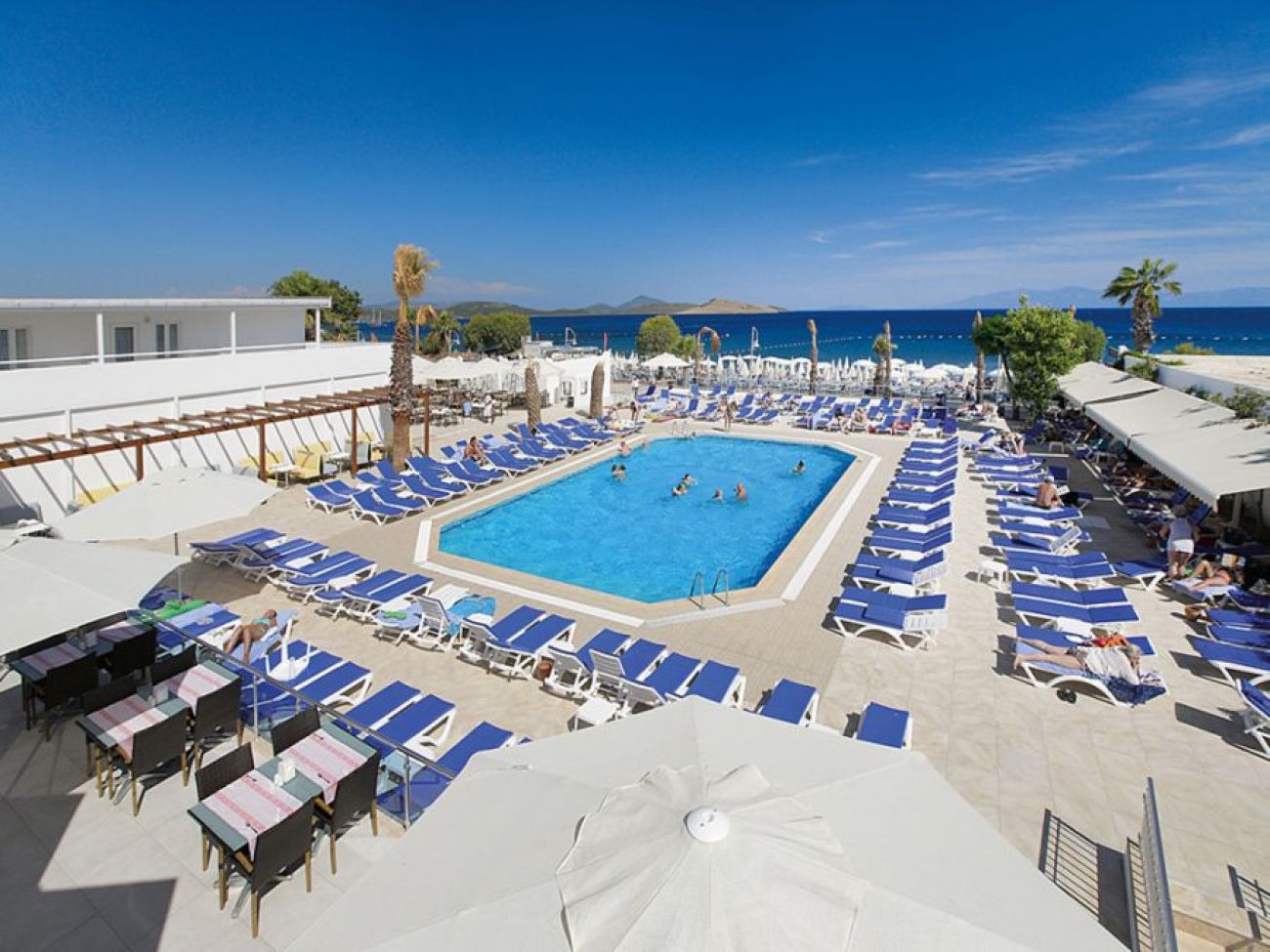 PETUNYA BEACH RESORT 4*