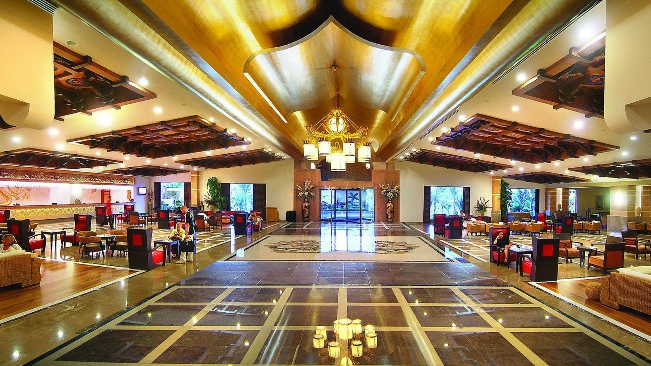 ROYAL DRAGON HOTEL 5*