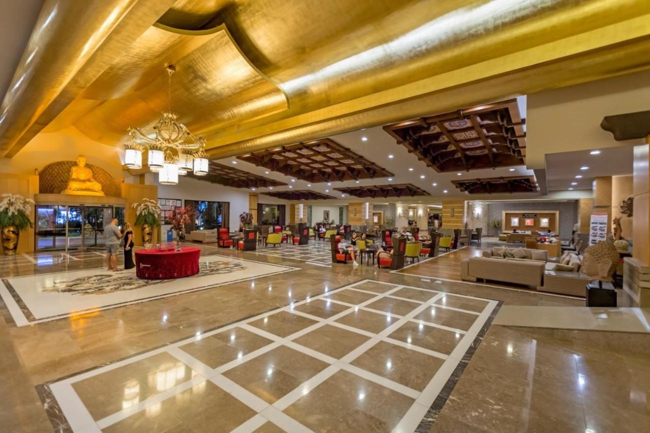 ROYAL DRAGON HOTEL 5*