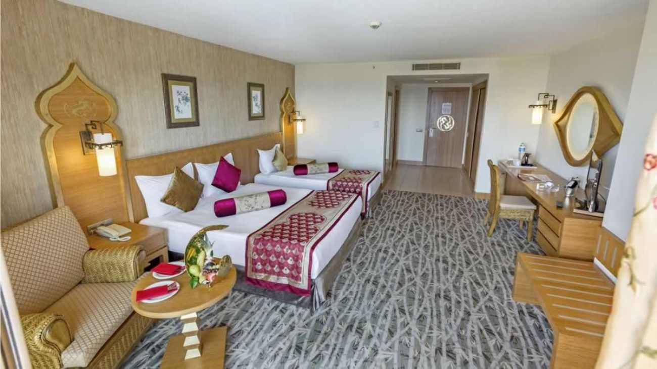 ROYAL DRAGON HOTEL 5*