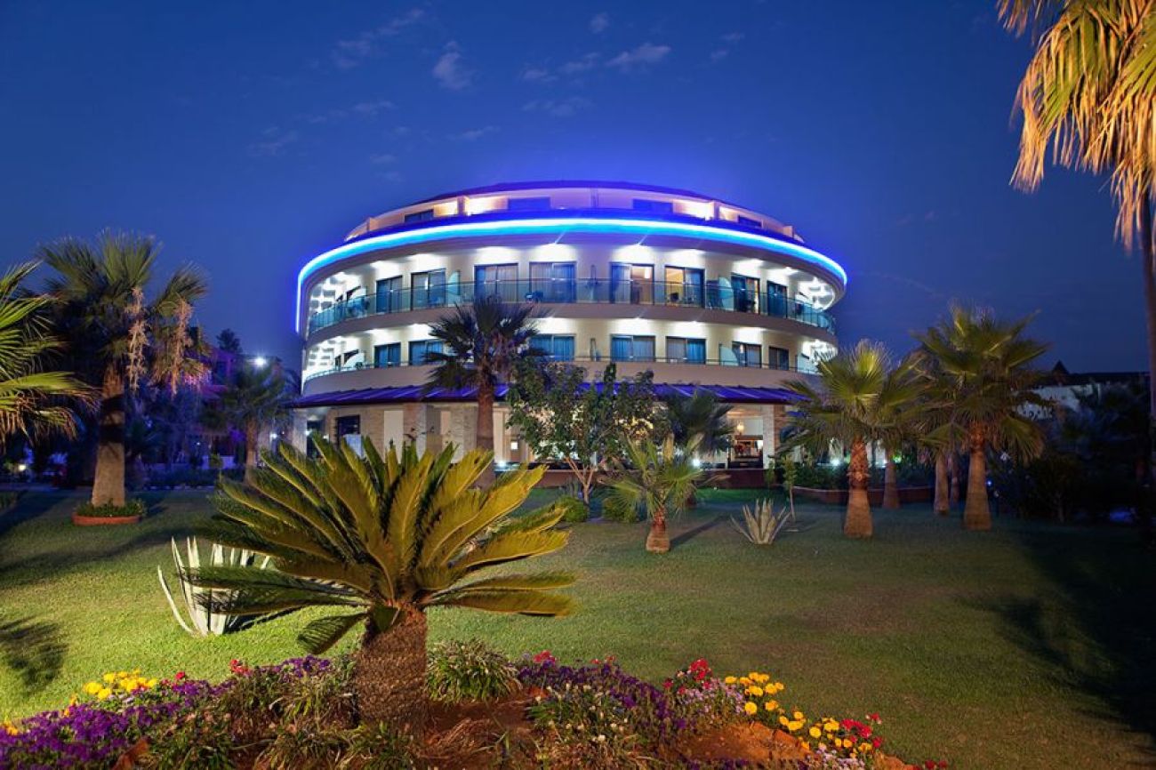 SAPHIR HOTEL & VILLAS 4*