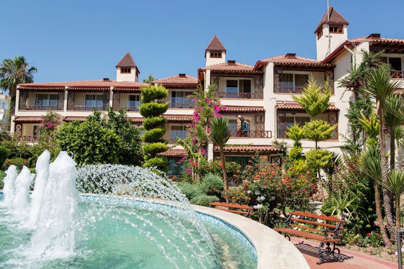 SAPHIR HOTEL & VILLAS 4*