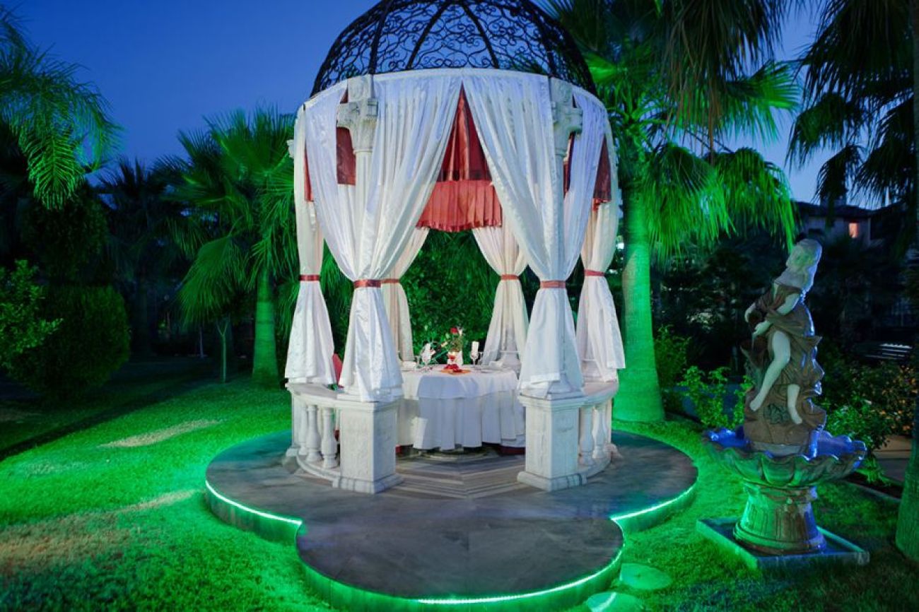 SAPHIR HOTEL & VILLAS 4*