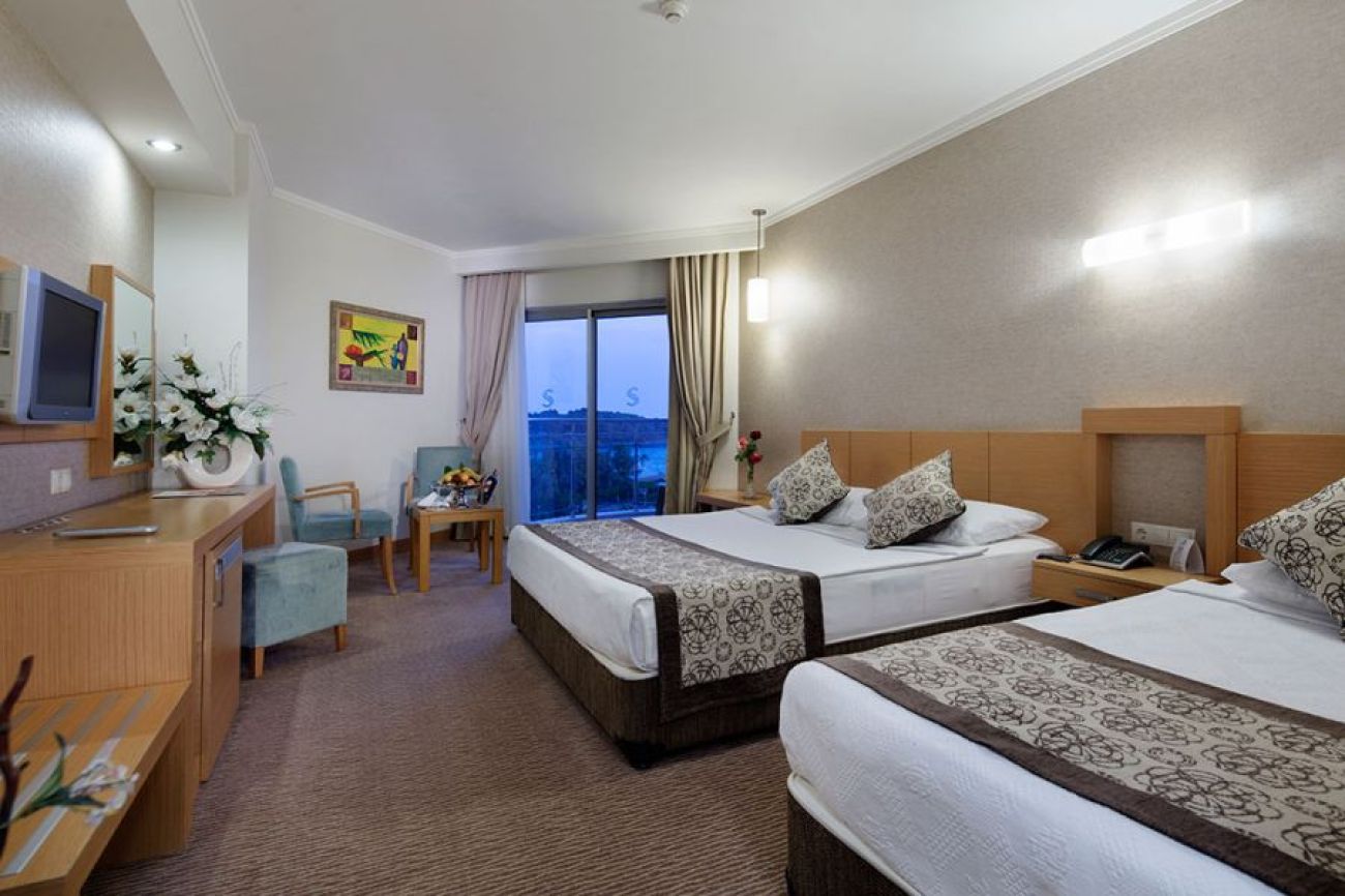 SAPHIR RESORT & SPA HOTEL 5*