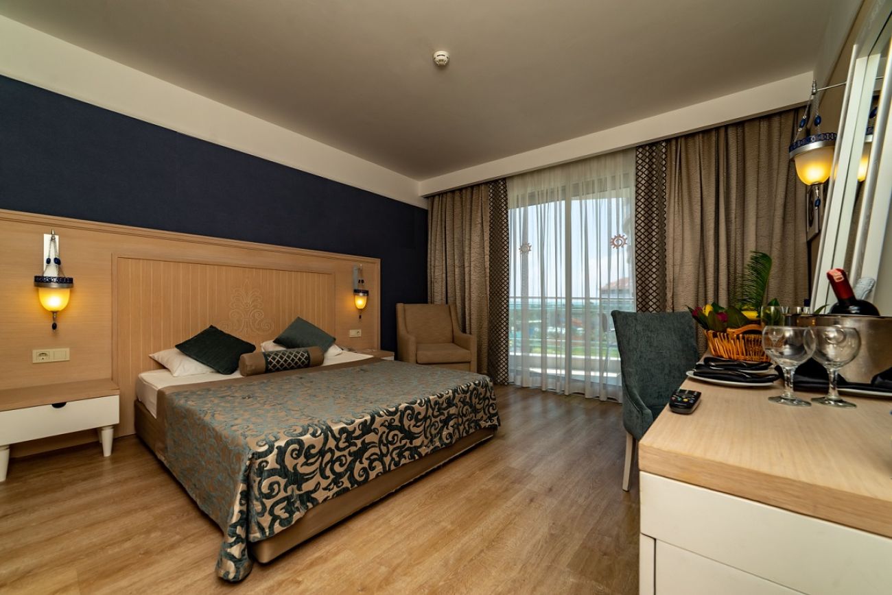 SEAMELIA BEACH RESORT HOTEL & SPA 5*