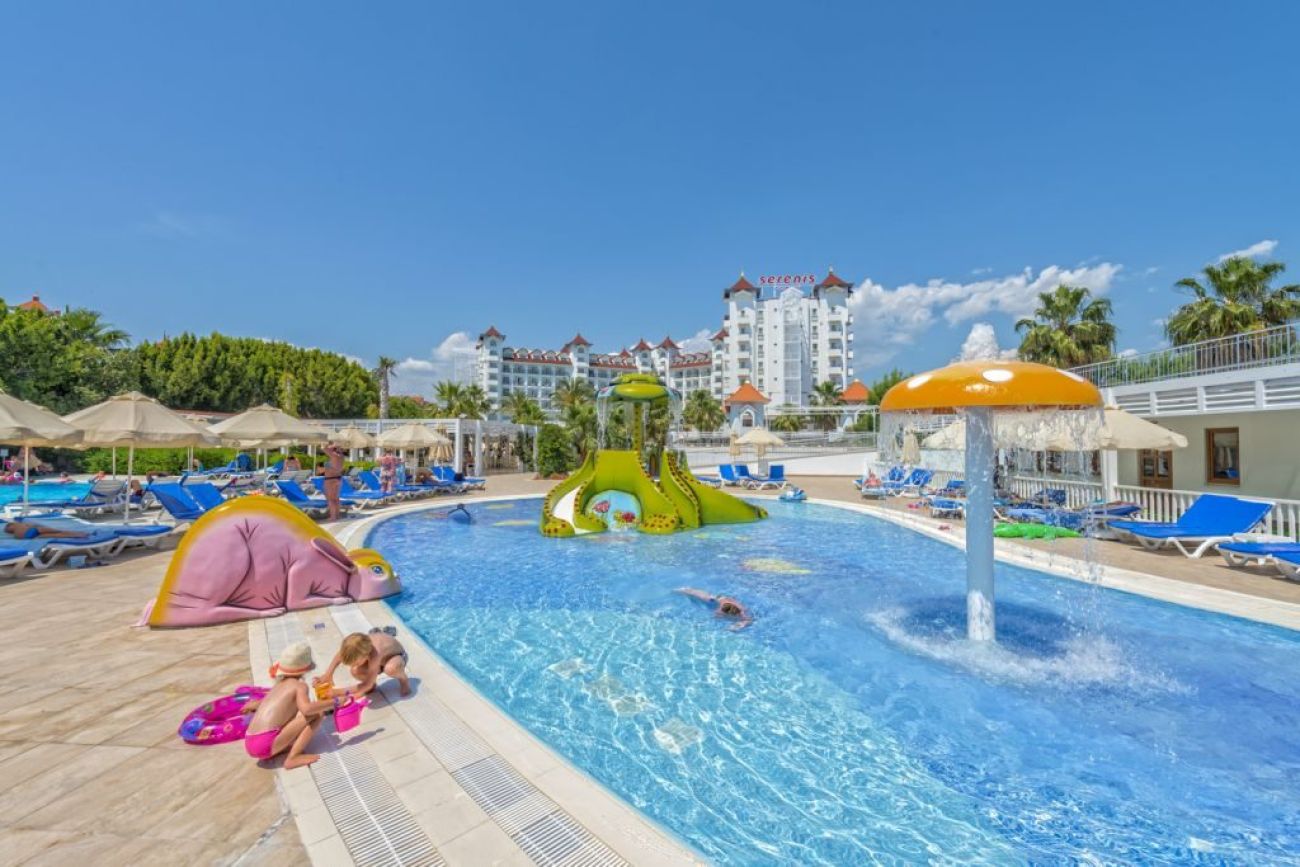 SERENIS HOTEL 5*