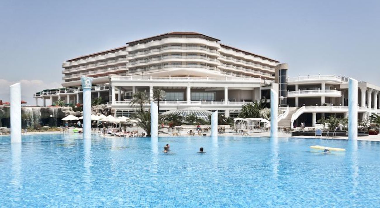 STARLIGHT RESORT 5*