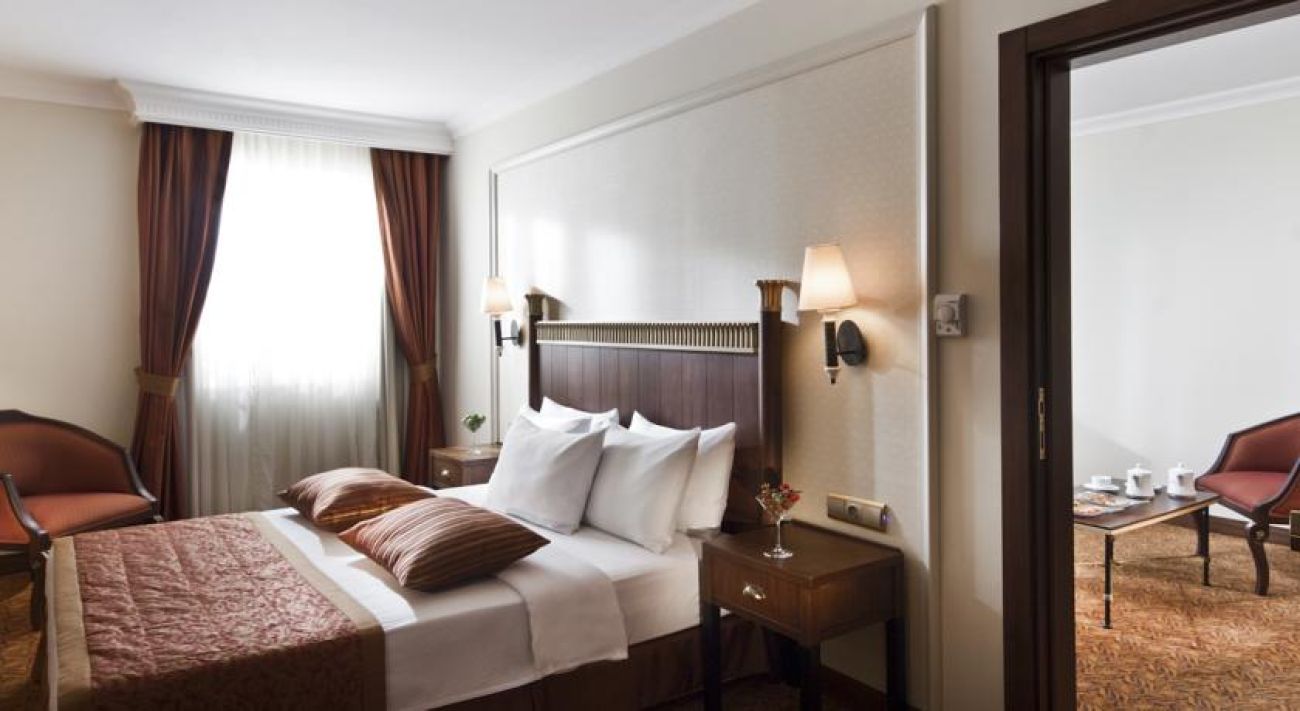 STARLIGHT RESORT 5*