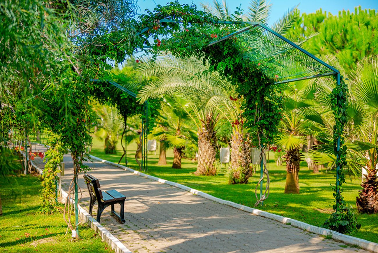 SURAL RESORT 5*