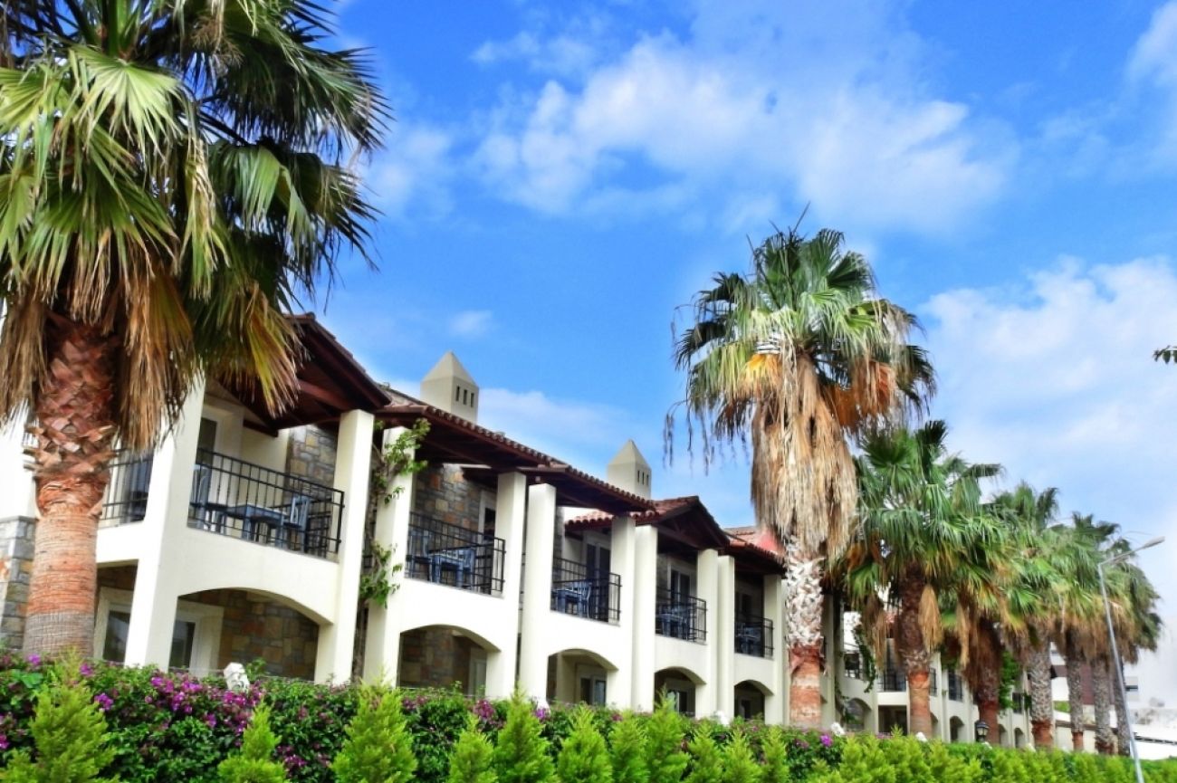 TIANA BEACH RESORT 3*