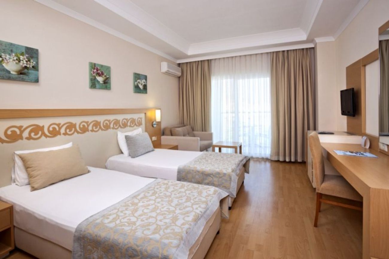 SOLIVIA HOTEL (ex. TITAN SELECT) 5*