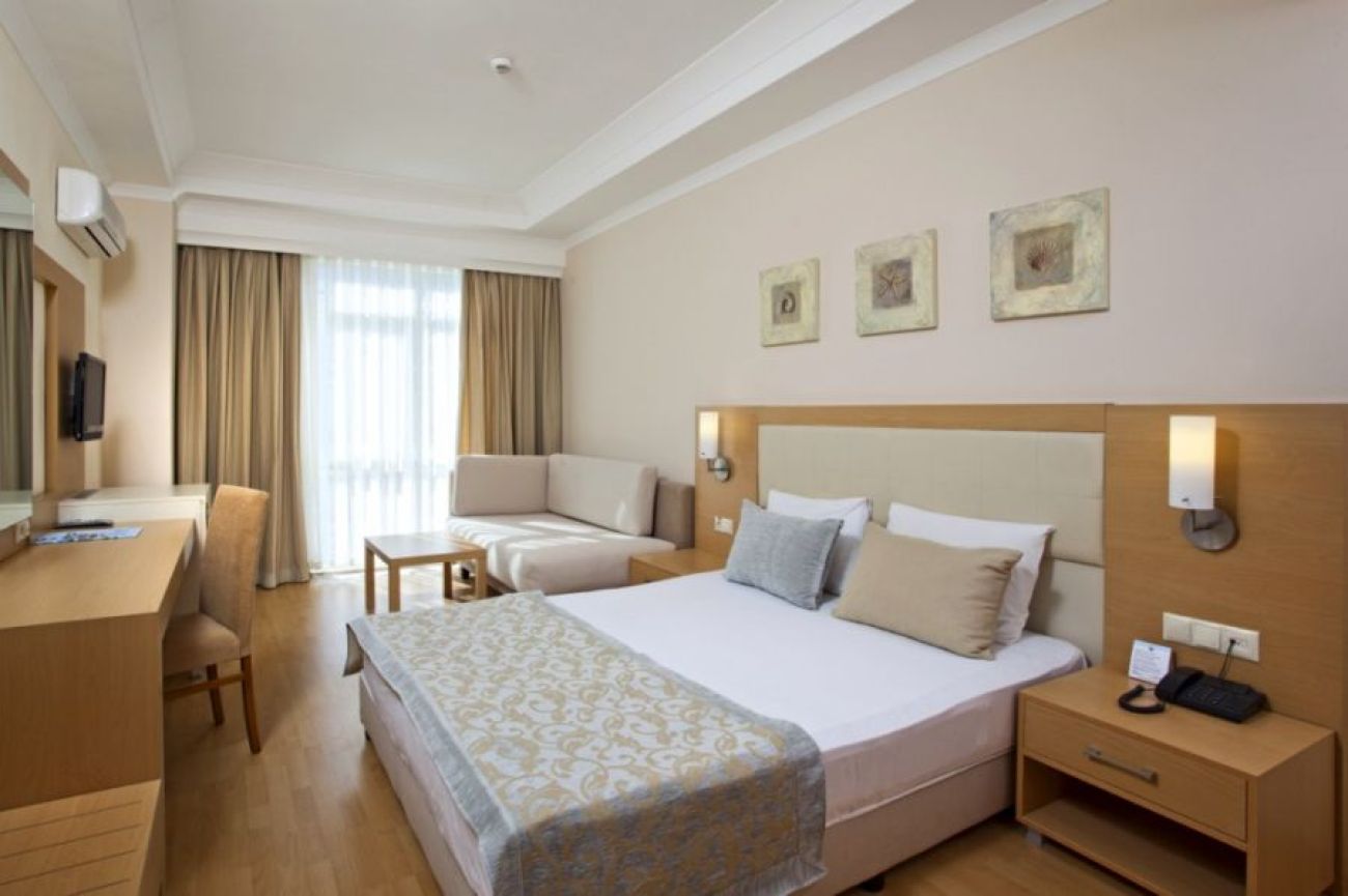 SOLIVIA HOTEL (ex. TITAN SELECT) 5*