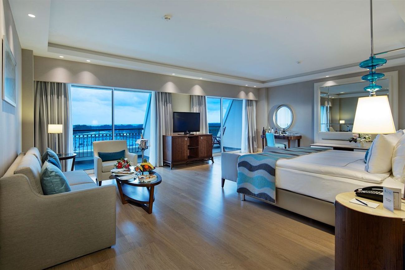 TITANIC DELUXE GOLF BELEK 5*