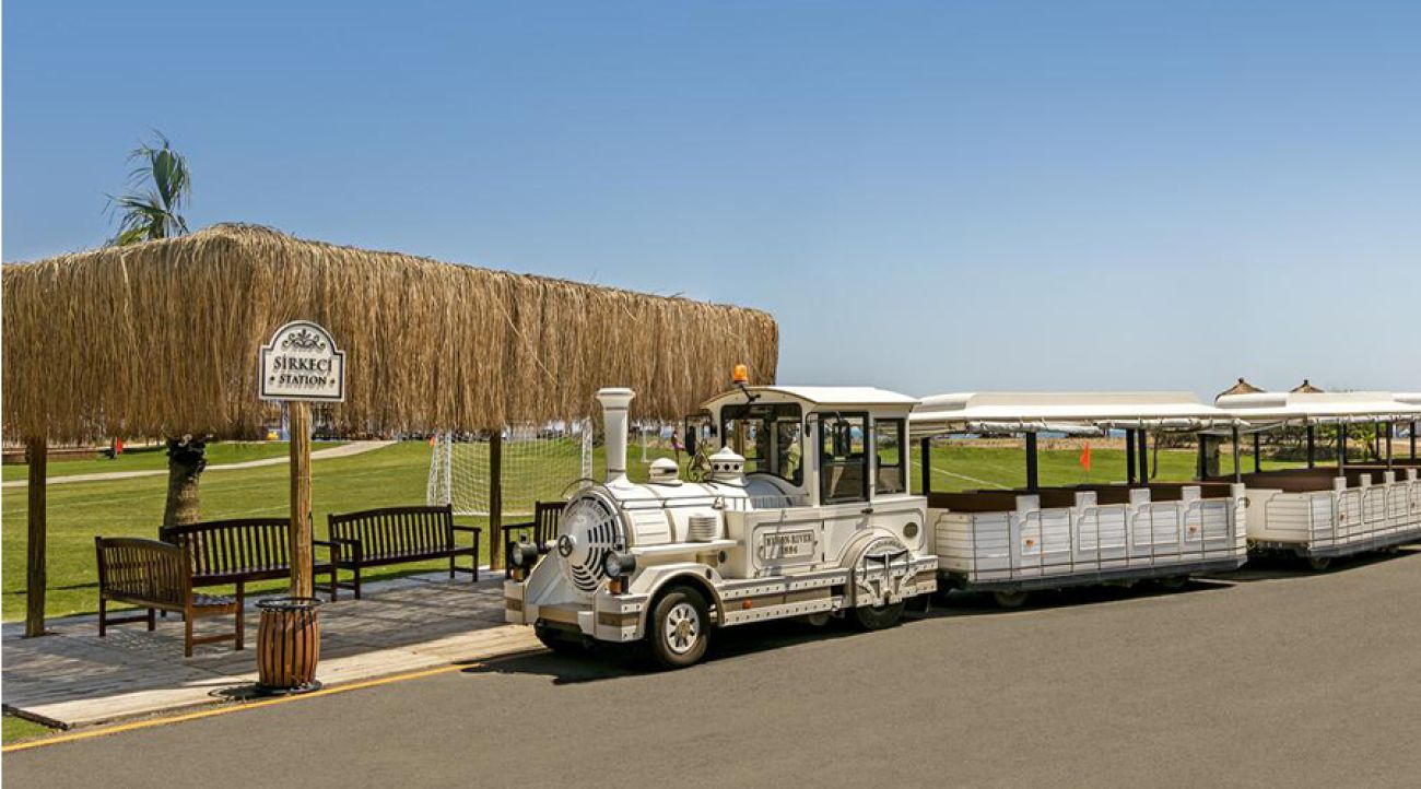 TITANIC DELUXE GOLF BELEK 5*