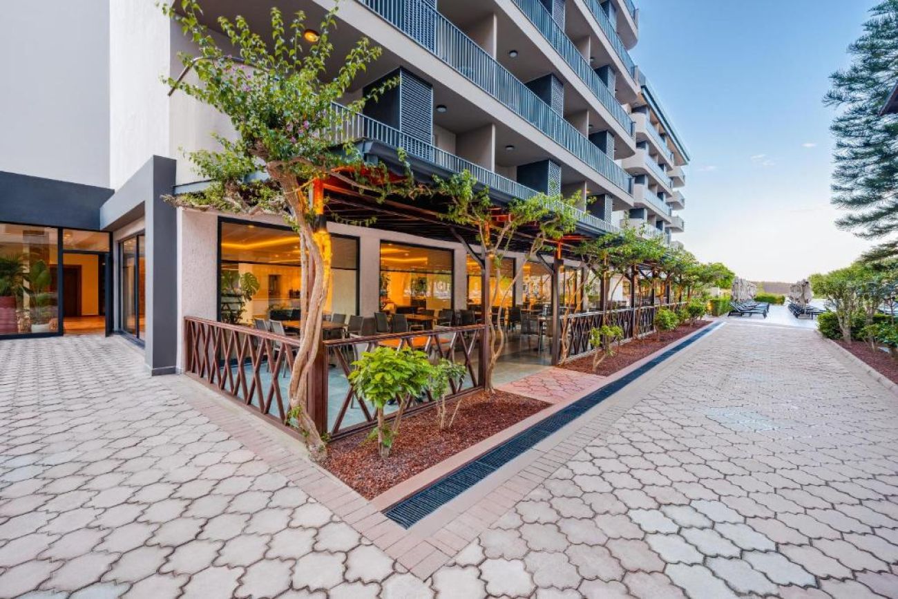 KAIA CORACESIUM (EX.VILLA SUNFLOWER BEACH HOTEL) 4*