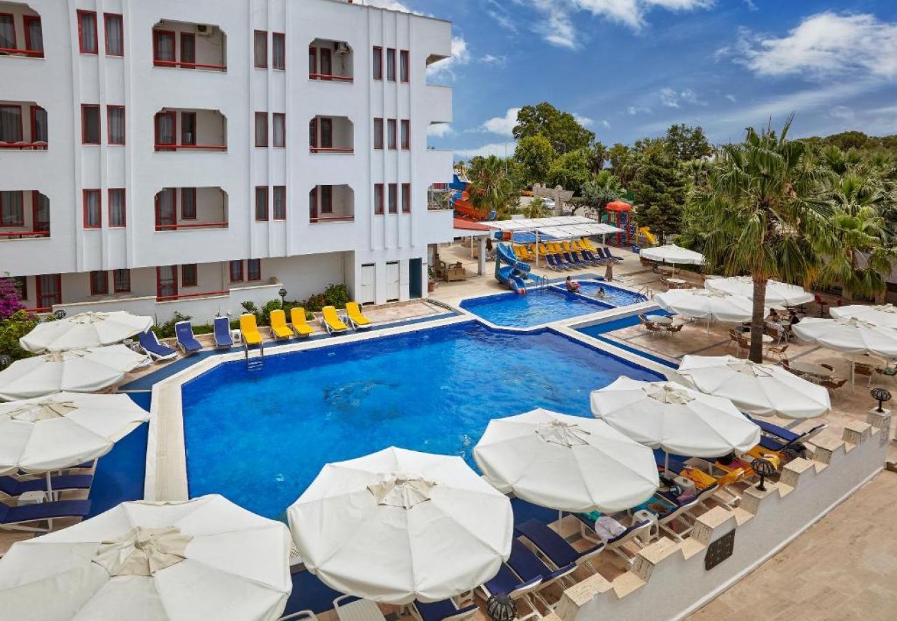 BILLURCU HOTEL 3*