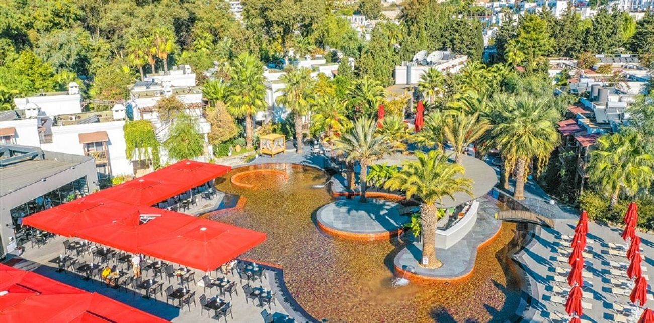 VERY CHIC HOTEL(EX MAGNIFIC ) / 5* 4*