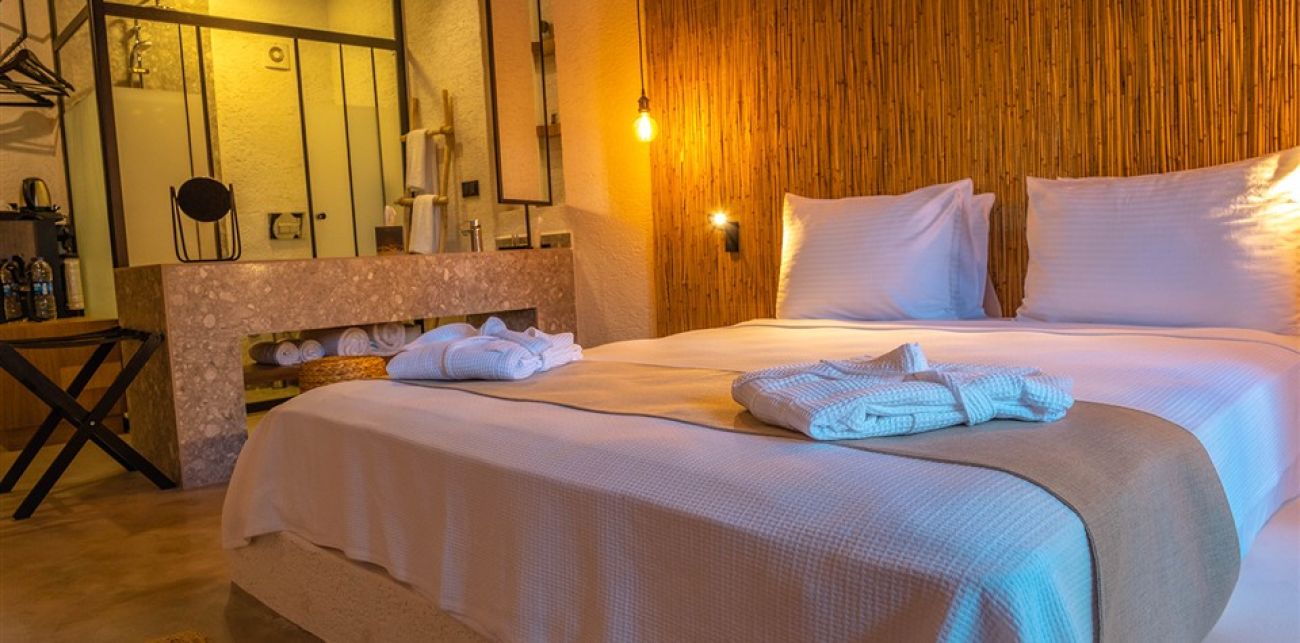 VERY CHIC HOTEL(EX MAGNIFIC ) / 5* 4*
