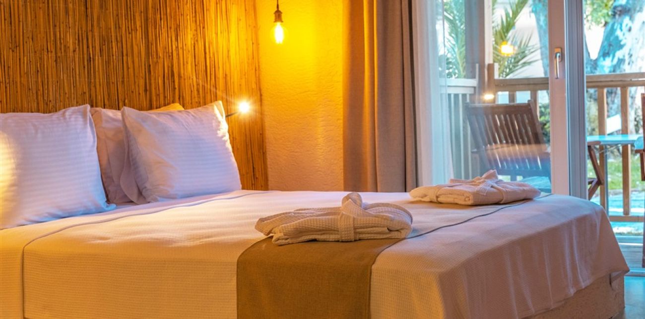 VERY CHIC HOTEL(EX MAGNIFIC ) / 5* 4*