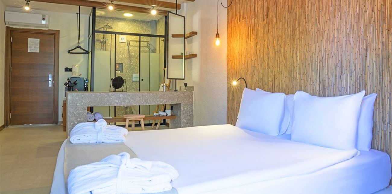 VERY CHIC HOTEL(EX MAGNIFIC ) / 5* 4*