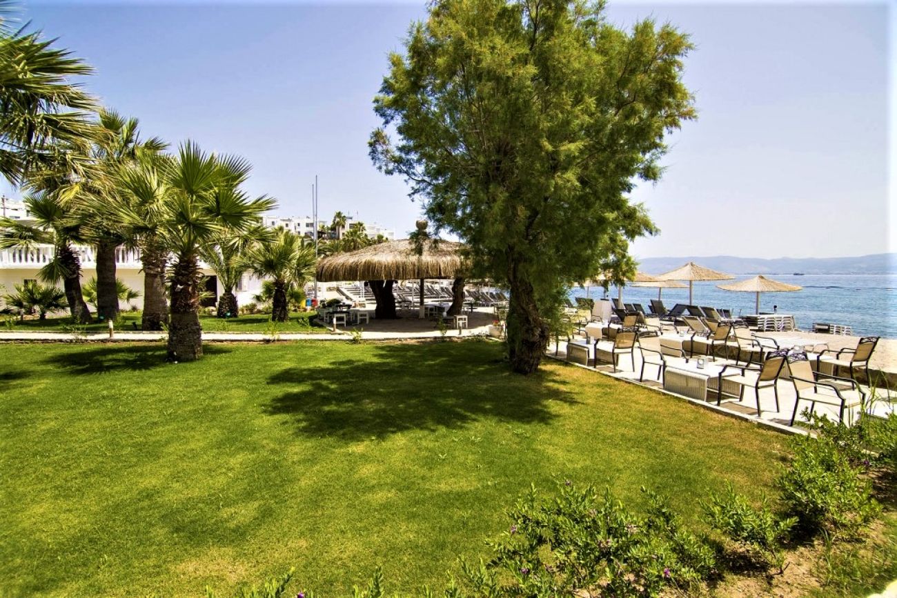 CHARM BEACH HOTEL 4*