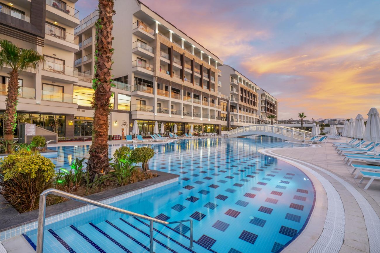DIAMOND DE LUXE HOTEL & SPA 5*