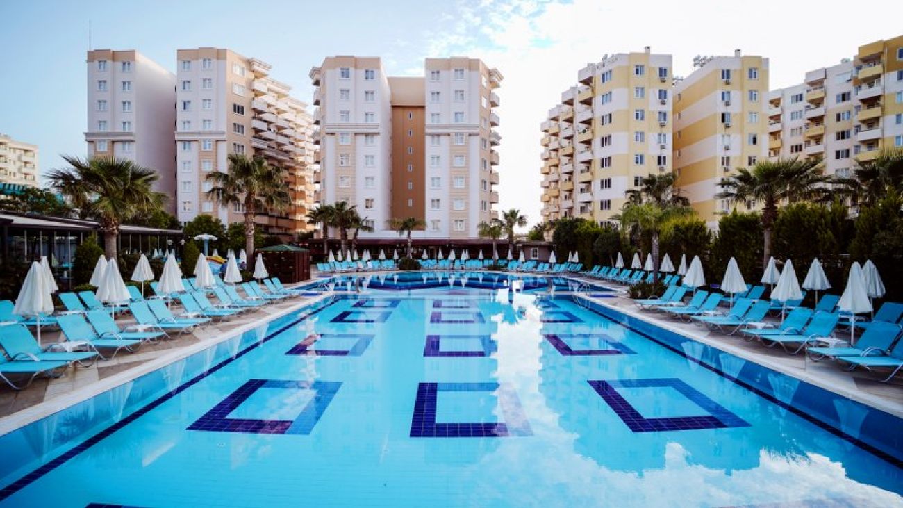 WYNDHAM GARDEN LARA 5*
