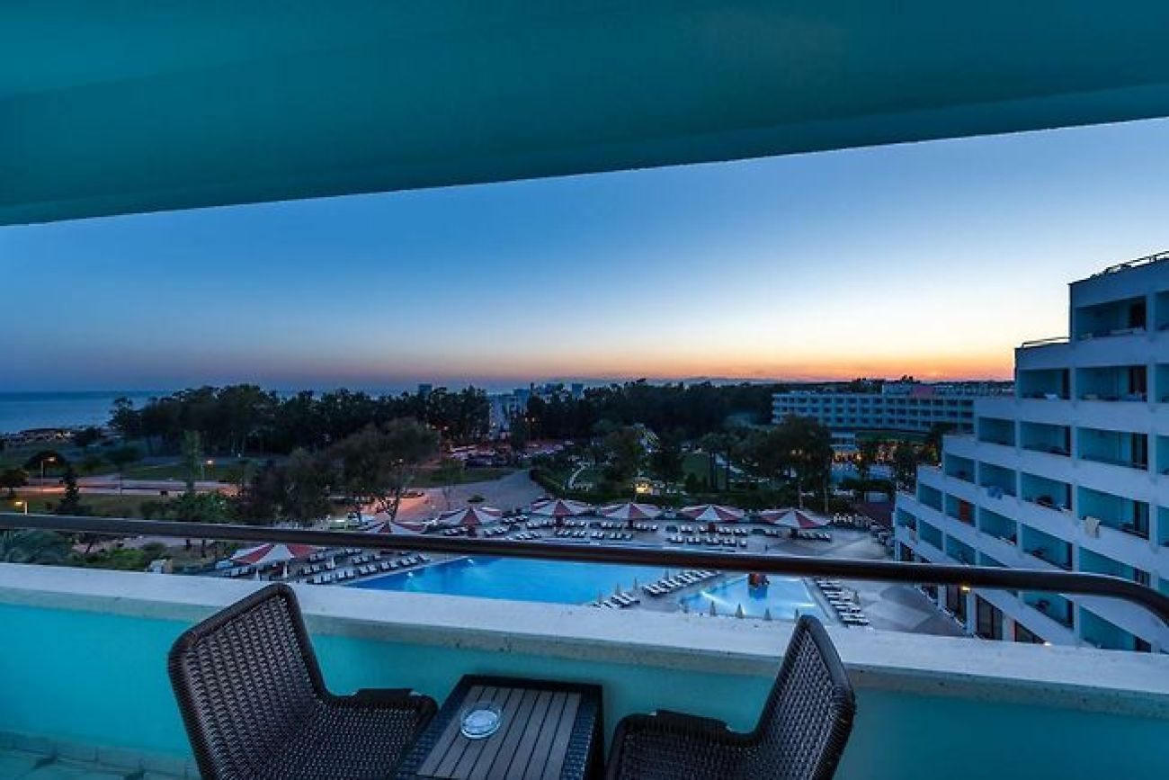 MEGASARAY RESORT SIDE 5*