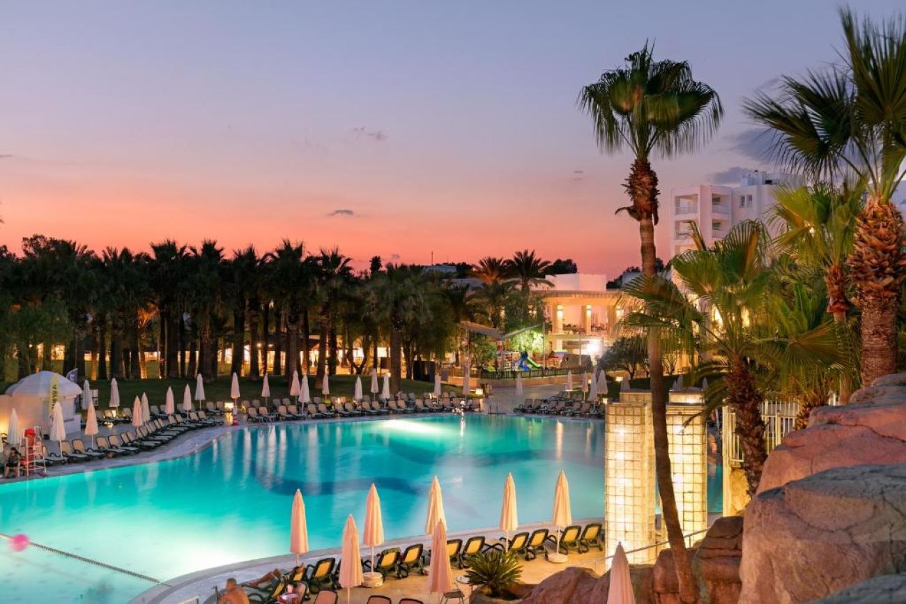 MONACHUS FAMILY RESORT SORGUN /EX. SEVEN SEAS HOTEL BLUE 5*