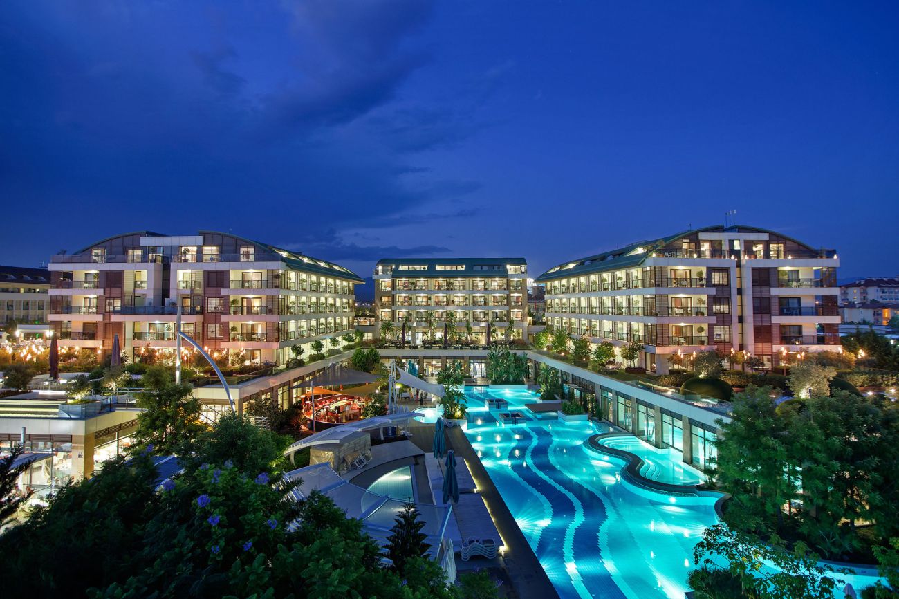 TUI BLUE SIDE 5*
