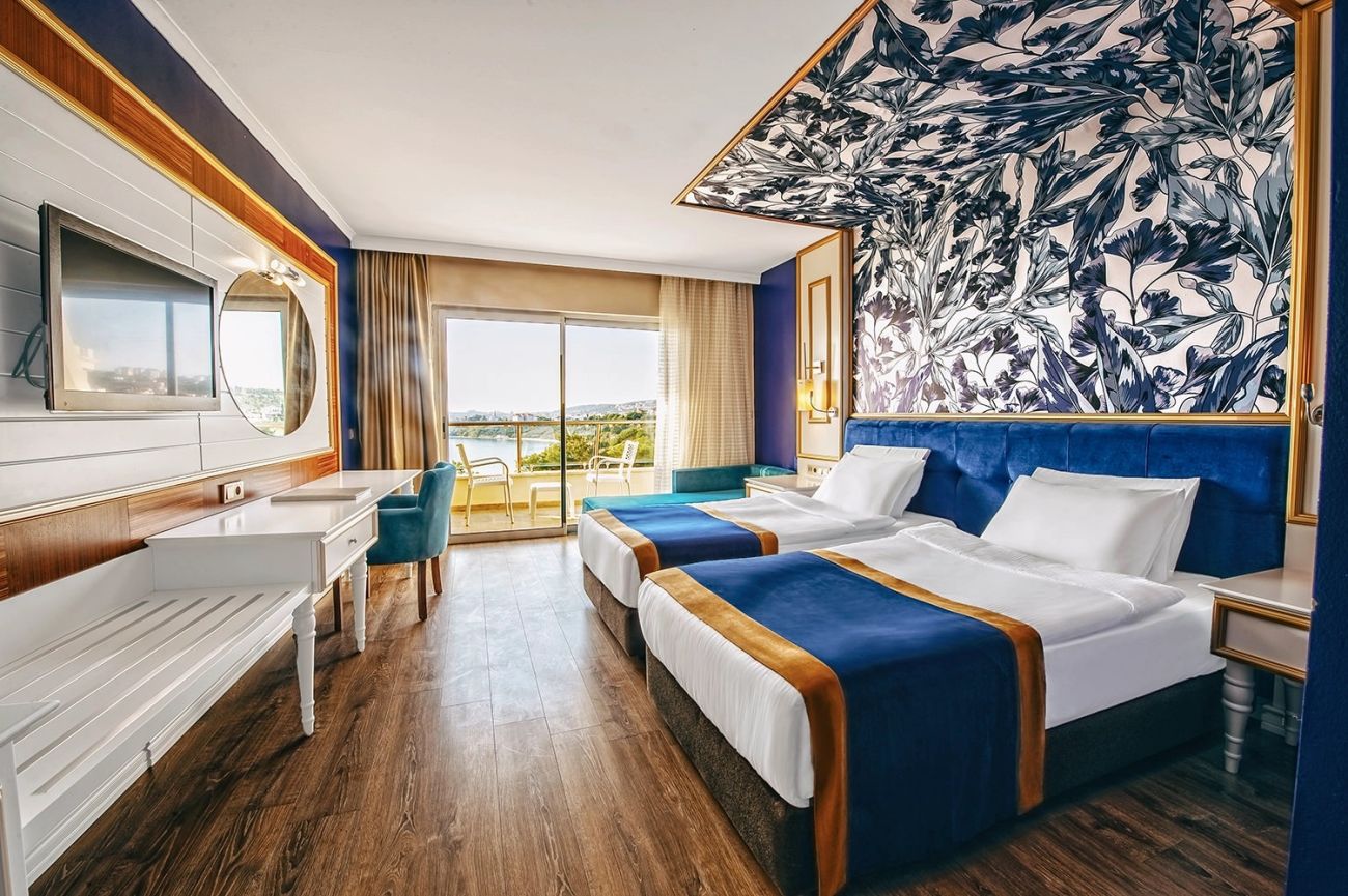 UTOPIA BEACH CLUB 4*