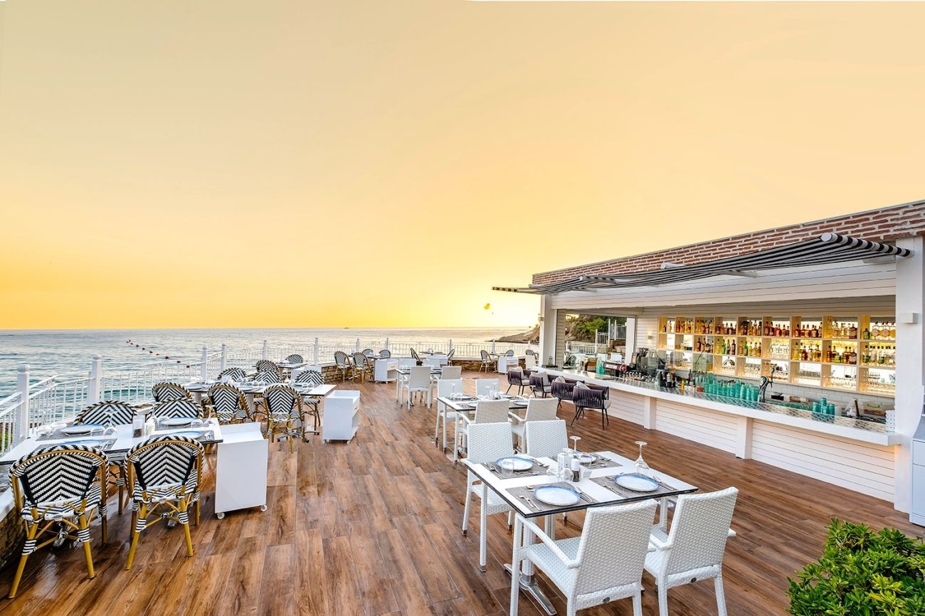 UTOPIA BEACH CLUB 4*