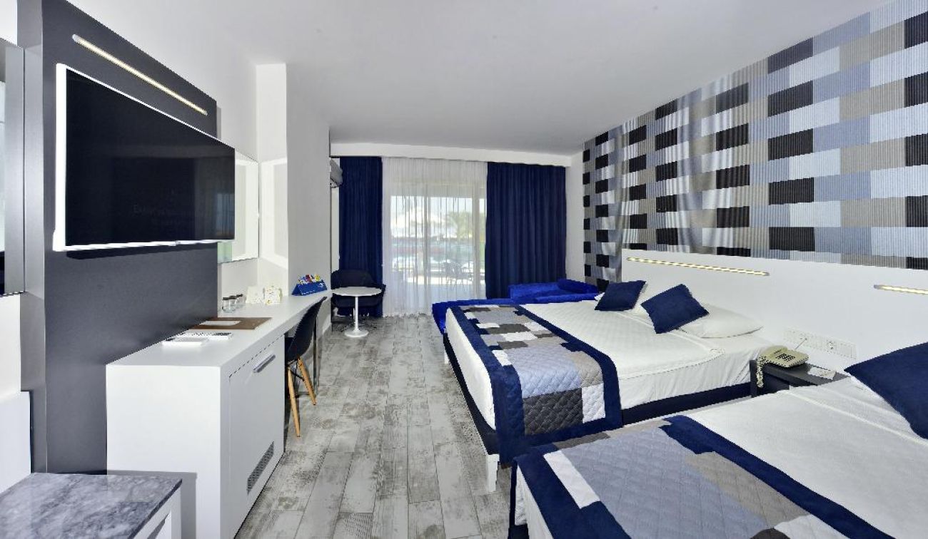 WHITE CITY BEACH HOTEL 4*