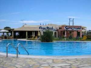 Helena Apartments & Villas