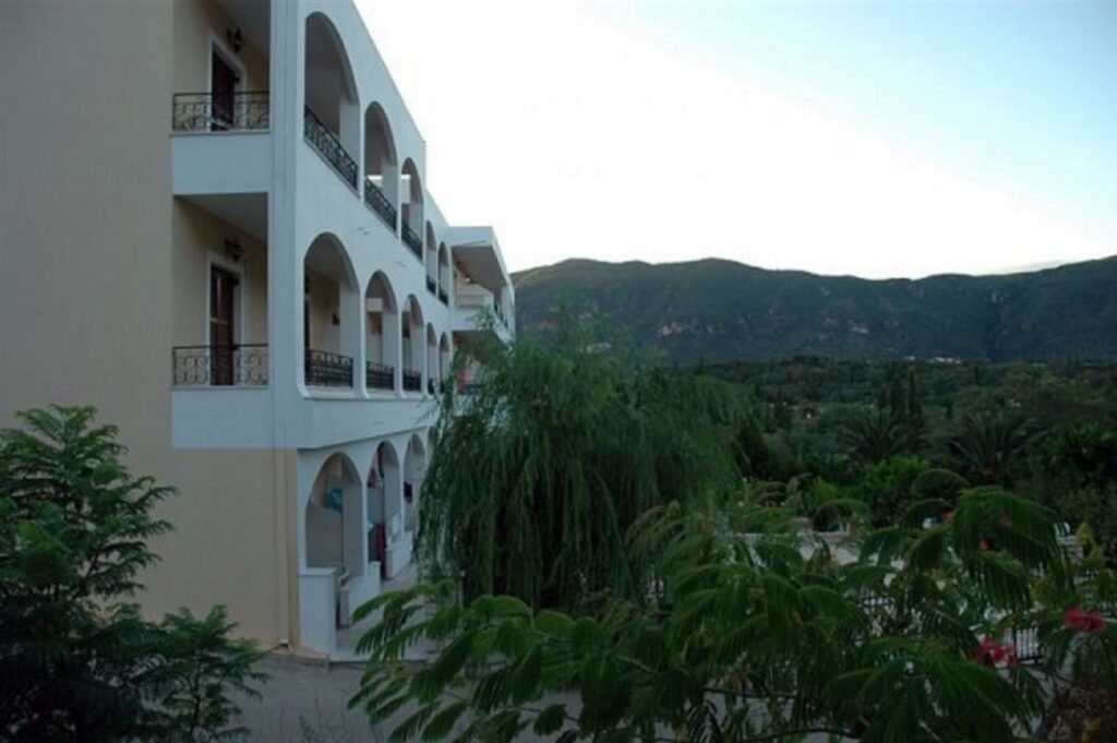 Kaloudis Apartments & Studios