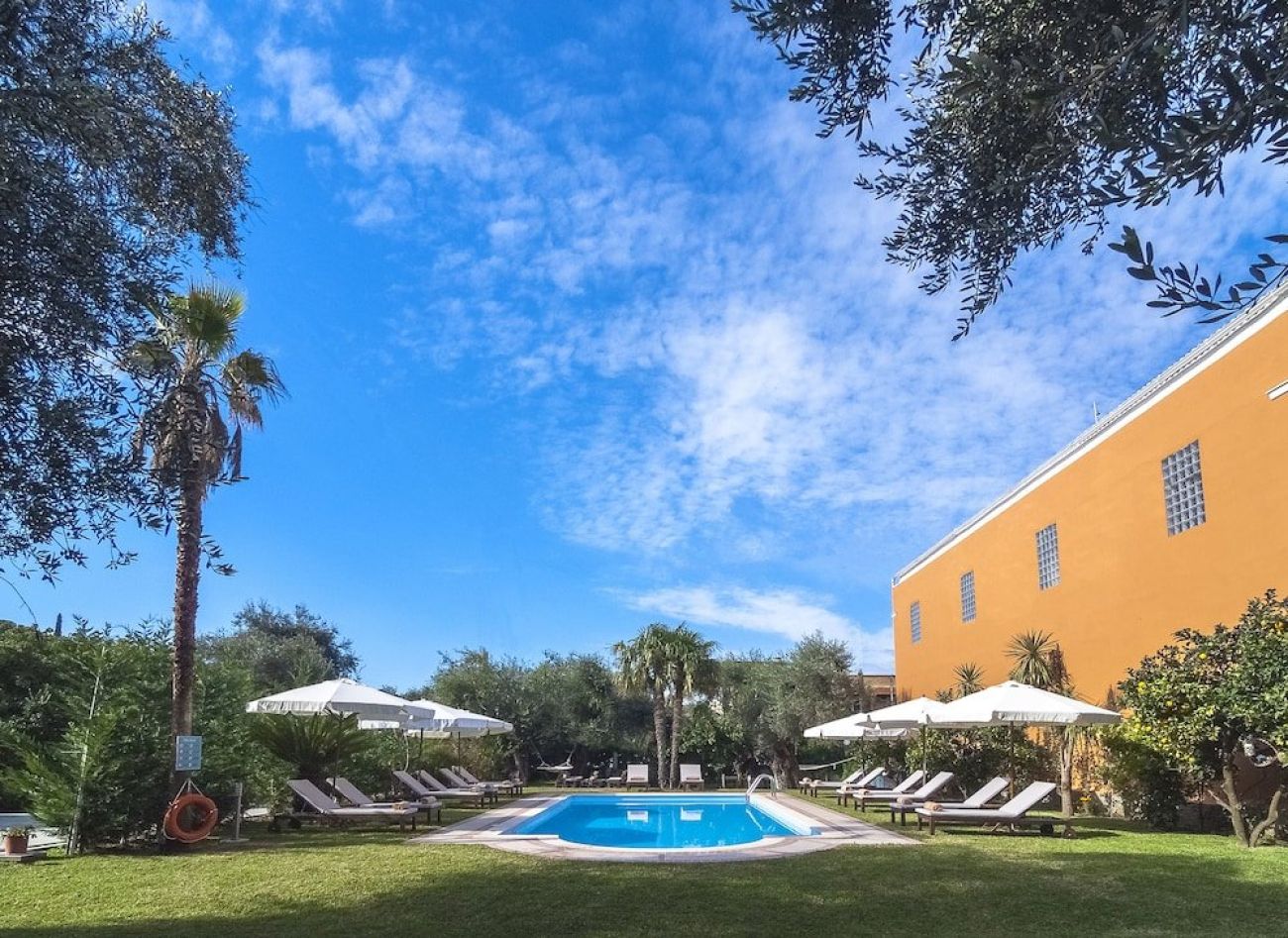 Ano Aparthotel 2*