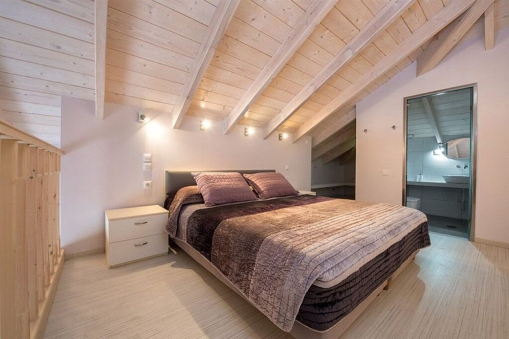 Kavos Plaza Resort 3*