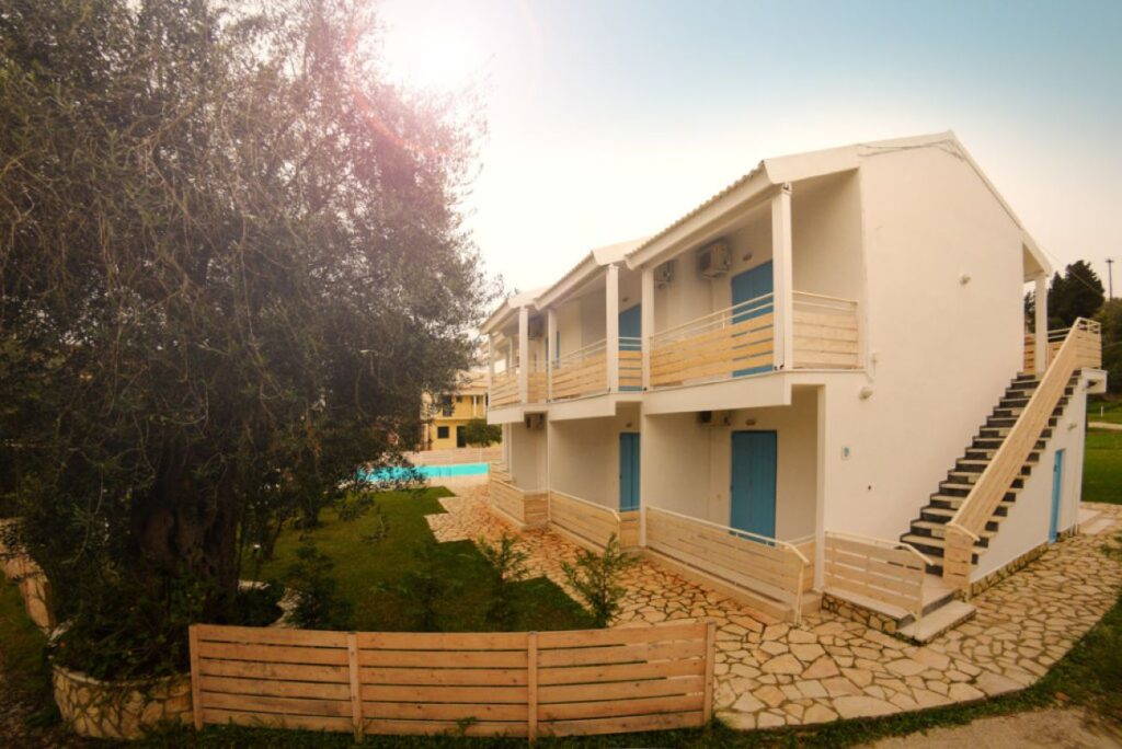 Olive Grove Resort 3*